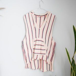 Sleeveless knit beach hoodie